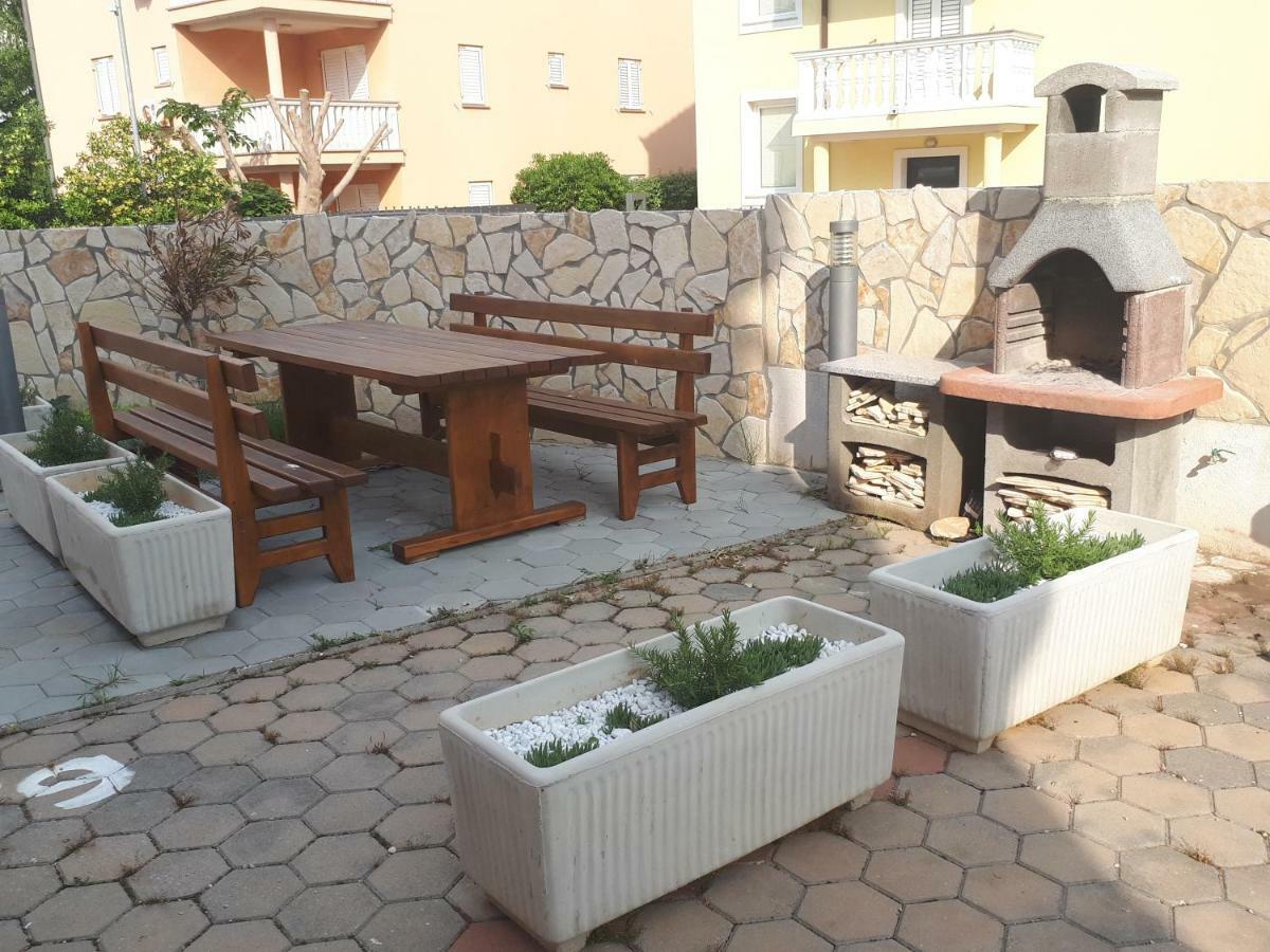 Apartment Lovorka 5 Башка Экстерьер фото